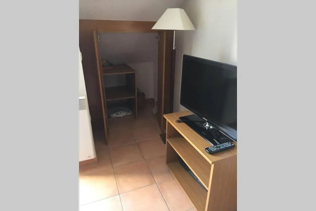 Апартаменты T2 Bis, Calme, Plein Centre De Luchon, Avec Balcon Et Garage Bagneres-de-Luchon 0*,  Франция